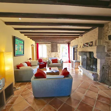 Maison Orchidee Casa de Férias Saint-Martial-de-Valette