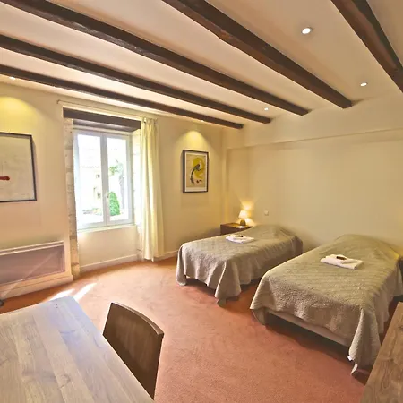 Holiday home Maison Orchidee